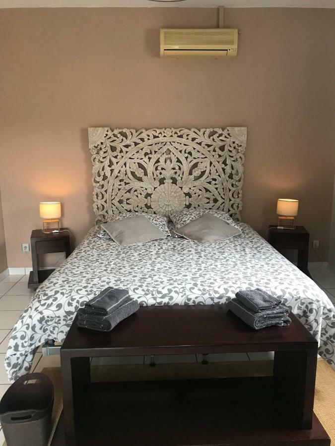 2 Chambres Avec Piscine Dans Maison Creole Saint Pierre Exteriör bild